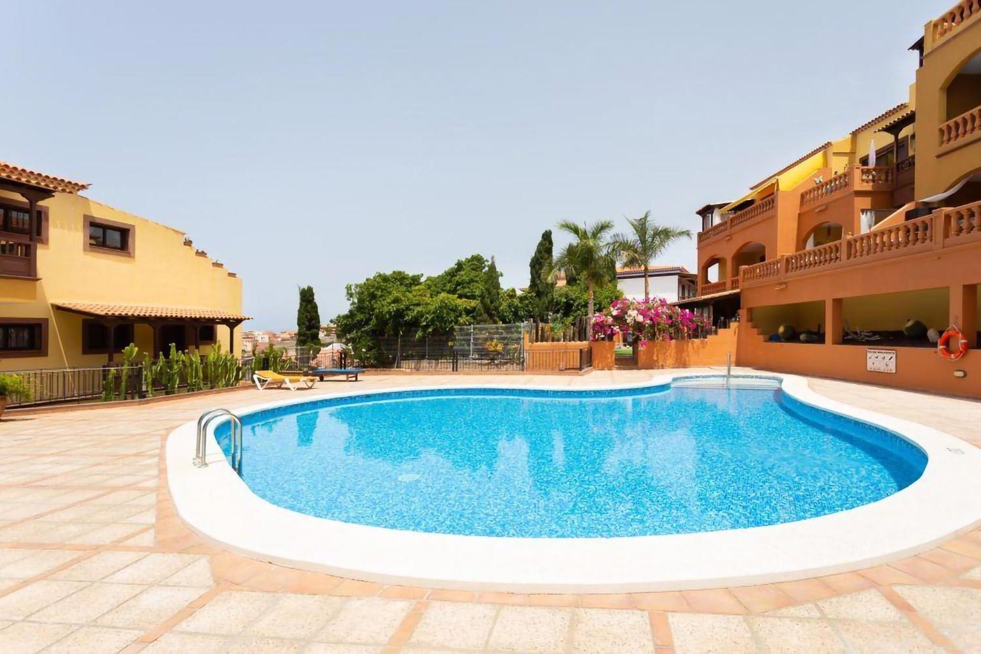 Eden Rentals Elite Palace Suites Costa Adeje  Exteriör bild